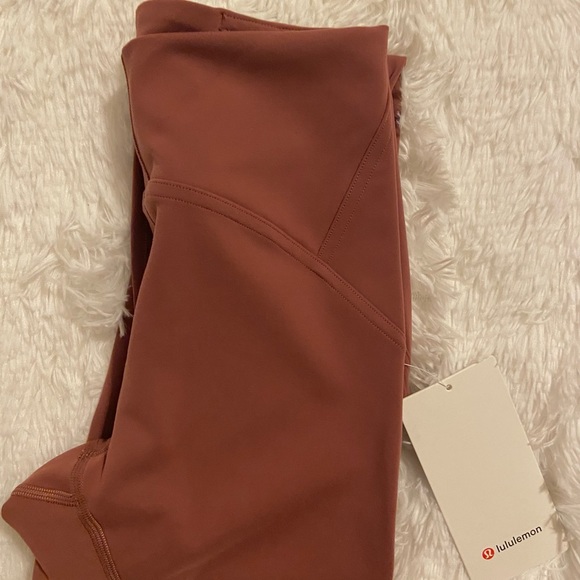 Lululemon InStill High Rise Leggings 25” - Picture 15 of 17